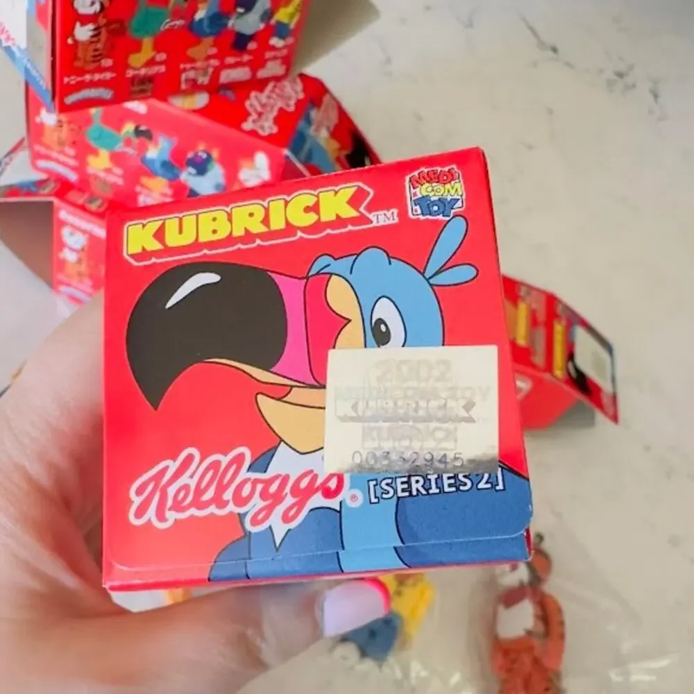 MEDICOM kubrick kellogg